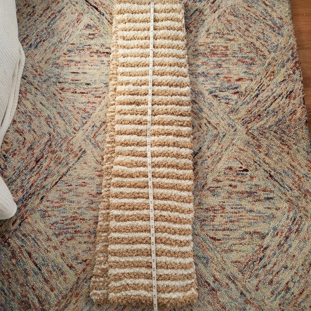 Hand Crafted oversized unisex striped tan cream chunky knit scarf 86 in × 11 in - Picture 8 of 9